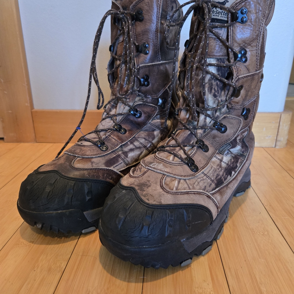 Irish Setter 2000 Gram Ultra Dry. Men's Size 13 Camouflage Hunting Boots